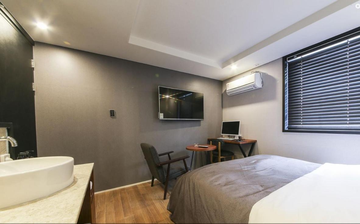 Brown Dot Hotel Gwangan Beach Busan Ngoại thất bức ảnh